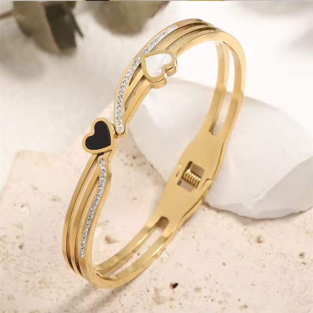 Stainless steel bracelet